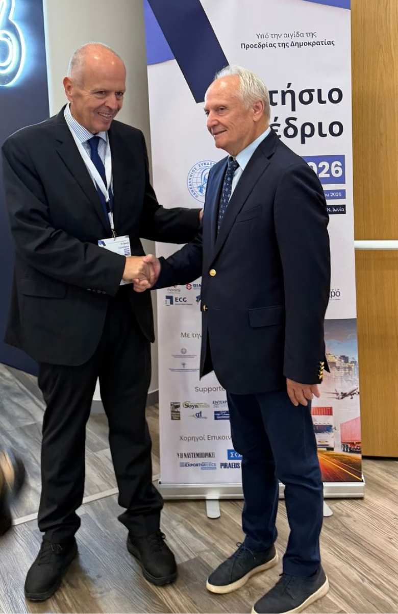 &Gamma;&iota;ά&nu;&nu;&eta;&sigmaf; &Alpha;&nu;&delta;&rho;&iota;&alpha;&nu;ό&sigmaf;: &laquo;&Nu;&alpha; &epsilon;&xi;ά&gamma;&omicron;&upsilon;&mu;&epsilon; &kappa;&alpha;&lambda;ύ&tau;&epsilon;&rho;&alpha;, &mu;&epsilon; &mu;&epsilon;&gamma;&alpha;&lambda;ύ&tau;&epsilon;&rho;&eta; &pi;&rho;&omicron;&sigma;&tau;&iota;&theta;έ&mu;&epsilon;&nu;&eta; &alpha;&xi;ί&alpha; &gamma;&iota;&alpha; &tau;&omicron;&nu; &pi;&alpha;&rho;&alpha;&gamma;&omega;&gamma;ό &kappa;&alpha;&iota; &tau;&eta;&nu; &epsilon;&lambda;&lambda;&eta;&nu;&iota;&kappa;ή &omicron;&iota;&kappa;&omicron;&nu;&omicron;&mu;ί&alpha;&raquo;