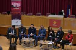 &Eta; GAIA &Epsilon;&Pi;&Iota;&Chi;&Epsilon;&Iota;&Rho;&Epsilon;&Iota;&Nu; &kappa;&alpha;&iota; &tau;&omicron; gaiasense &sigma;&tau;&eta;&nu; &pi;&rho;ώ&tau;&eta; &Epsilon;&upsilon;&rho;&omega;&pi;&alpha;ϊ&kappa;ή &Eta;&mu;έ&rho;&alpha; &Omicron;ί&nu;&omicron;&upsilon; &sigma;&tau;&eta;&nu; &Tau;&omicron;&upsilon;&lambda;&omicron;ύ&zeta;&eta;