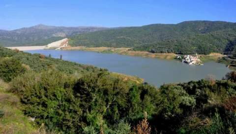 &Epsilon;&nu;&tau;ό&sigmaf; &tau;&omicron;&upsilon; &Omicron;&kappa;&tau;&omega;&beta;&rho;ί&omicron;&upsilon; &eta; &delta;&eta;&mu;&omicron;&pi;&rho;ά&tau;&eta;&sigma;&eta; &gamma;&iota;&alpha; &tau;&omicron; &Phi;&rho;ά&gamma;&mu;&alpha; &Tau;&rho;ί&gamma;&lambda;&iota;&alpha;&sigmaf;