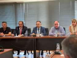 &Chi;&rho;.&Kappa;έ&lambda;&lambda;&alpha;&sigmaf; &alpha;&pi;ό &Phi;&lambda;ώ&rho;&iota;&nu;&alpha;: &Upsilon;&pi;&epsilon;ύ&theta;&upsilon;&nu;&epsilon;&sigmaf; &omicron;&iota; &Pi;&epsilon;&rho;&iota;&phi;έ&rho;&epsilon;&iota;&epsilon;&sigmaf; &gamma;&iota;&alpha; &tau;&eta;&nu; &epsilon;&phi;&alpha;&rho;&mu;&omicron;&gamma;ή &tau;&omega;&nu; &mu;έ&tau;&rho;&omega;&nu; &beta;&iota;&omicron;&alpha;&sigma;&phi;ά&lambda;&epsilon;&iota;&alpha;&sigmaf; &kappa;&alpha;&iota; &tau;&eta;&nu; &upsilon;&gamma;&epsilon;&iota;&omicron;&nu;&omicron;&mu;&iota;&kappa;ή &tau;&alpha;&phi;ή &tau;&omega;&nu; &zeta;ώ&omega;&nu;