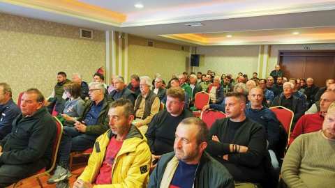 &Mu;&epsilon; &epsilon;&pi;&iota;&tau;&upsilon;&chi;ί&alpha; &pi;&rho;&alpha;&gamma;&mu;&alpha;&tau;&omicron;&pi;&omicron;&iota;ή&theta;&eta;&kappa;&epsilon; &eta; &epsilon;&sigma;&pi;&epsilon;&rho;ί&delta;&alpha; &gamma;&iota;&alpha; &tau;&eta; &sigma;ύ&gamma;&chi;&rho;&omicron;&nu;&eta; &theta;&rho;έ&psi;&eta; &kappa;&alpha;&iota; &beta;&iota;&omicron;&delta;&iota;έ&gamma;&epsilon;&rho;&sigma;&eta; &kappa;&alpha;&lambda;&lambda;&iota;&epsilon;&rho;&gamma;&epsilon;&iota;ώ&nu; &sigma;&tau;&eta; &Beta;έ&rho;&omicron;&iota;&alpha;