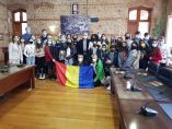 M&alpha;&theta;&eta;&tau;έ&sigmaf; &kappa;&alpha;&iota; &kappa;&alpha;&theta;&eta;&gamma;&eta;&tau;έ&sigmaf; &alpha;&pi;ό &Iota;&sigma;&pi;&alpha;&nu;ί&alpha;, &Rho;&omicron;&upsilon;&mu;&alpha;&nu;ί&alpha;, &Omicron;&upsilon;&gamma;&gamma;&alpha;&rho;ί&alpha;, &Pi;&omicron;&lambda;&omega;&nu;ί&alpha; &kappa;&alpha;&iota; &Tau;&omicron;&upsilon;&rho;&kappa;ί&alpha; &sigma;&tau;&omicron; &Delta;&eta;&mu;&alpha;&rho;&chi;&epsilon;ί&omicron; &Beta;έ&rho;&omicron;&iota;&alpha;&sigmaf;