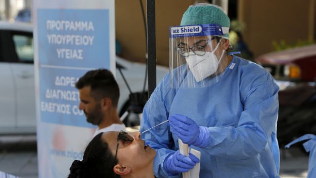 &Kappa;&omicron;&rho;&omega;&nu;&omicron;ϊό&sigmaf;: &Alpha;ύ&xi;&eta;&sigma;&eta; &nu;έ&omega;&nu; &kappa;&rho;&omicron;&upsilon;&sigma;&mu;ά&tau;&omega;&nu;