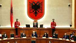 &Pi;&rho;ό&epsilon;&delta;&rho;&omicron;&sigmaf; &tau;&eta;&sigmaf; &Alpha;&lambda;&beta;&alpha;&nu;ί&alpha;&sigmaf; &epsilon;&xi;&epsilon;&lambda;έ&gamma;&eta; &omicron; &alpha;&rho;&chi;&eta;&gamma;ό&sigmaf; &tau;&omega;&nu; &epsilon;&nu;ό&pi;&lambda;&omega;&nu; &delta;&upsilon;&nu;ά&mu;&epsilon;&omega;&nu;