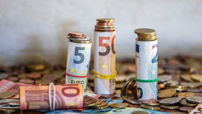 e-&Epsilon;&Phi;&Kappa;&Alpha;: &Delta;&epsilon;ύ&tau;&epsilon;&rho;&eta; &kappa;&alpha;&tau;&alpha;&beta;&omicron;&lambda;ή &alpha;&nu;&alpha;&delta;&rho;&omicron;&mu;&iota;&kappa;ώ&nu; &sigma;&epsilon; 2.927 &sigma;&upsilon;&nu;&tau;&alpha;&xi;&iota;&omicron;ύ&chi;&omicron;&upsilon;&sigmaf; &delta;&eta;&mu;&omicron;&sigma;ί&omicron;&upsilon; &tau;&omicron;&mu;έ&alpha;