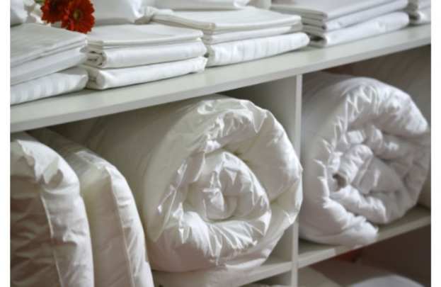 3+1 &alpha;&pi;&alpha;&rho;&alpha;ί&tau;&eta;&tau;&alpha; &lambda;&epsilon;&upsilon;&kappa;ά &epsilon;ί&delta;&eta; &gamma;&iota;&alpha; &tau;&omicron; &sigma;&pi;ί&tau;&iota; &sigma;&alpha;&sigmaf;