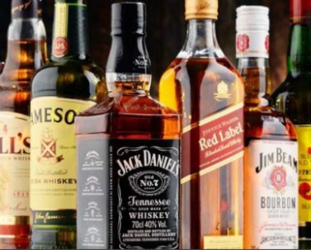 &Sigma;&Epsilon;&Alpha;&Omicron;&Pi;: &Sigma;&upsilon;&nu;&epsilon;&chi;ί&zeta;&omicron;&upsilon;&nu; &nu;&alpha; &upsilon;&sigma;&tau;&epsilon;&rho;&omicron;ύ&nu; &tau;&alpha; έ&sigma;&omicron;&delta;&alpha; &Epsilon;&Phi;&Kappa;, &Phi;&Pi;&Alpha; &alpha;&pi;ό &tau;&alpha; &alpha;&lambda;&kappa;&omicron;&omicron;&lambda;&omicron;ύ&chi;&alpha; &pi;&omicron;&tau;ά &sigma;&upsilon;&gamma;&kappa;&rho;&iota;&tau;&iota;&kappa;ά &mu;&epsilon; &tau;&omicron; 2019 &amp; 2018