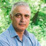 &Omicron; &Lambda;ά&zeta;&alpha;&rho;&omicron;&sigmaf; &Tau;&sigma;&alpha;&beta;&delta;&alpha;&rho;ί&delta;&eta;&sigmaf; &gamma;&iota;&alpha; &tau;&eta; &delta;&iota;&epsilon;&theta;&nu;ή &eta;&mu;έ&rho;&alpha; &alpha;&tau;ό&mu;&omega;&nu; &mu;&epsilon; &alpha;&nu;&alpha;&pi;&eta;&rho;ί&alpha;