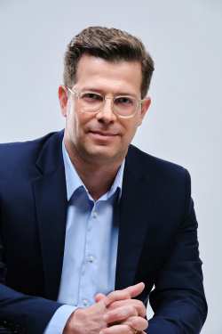 Ά&gamma;&gamma;&epsilon;&lambda;&omicron;&sigmaf; &Tau;ό&lambda;&kappa;&alpha;&sigmaf; &gamma;&iota;&alpha; ό&sigma;&alpha; &epsilon;ί&pi;&epsilon; &omicron; &Kappa;&upsilon;&rho;&iota;ά&kappa;&omicron;&sigmaf; &Mu;&eta;&tau;&sigma;&omicron;&tau;ά&kappa;&eta;&sigmaf; &sigma;&tau;&eta; &Nu;ά&omicron;&upsilon;&sigma;&alpha;