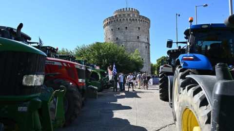 &Eta; &Eta;&mu;&alpha;&theta;ί&alpha; &sigma;&tau;&omicron;&nu; &Lambda;&epsilon;&upsilon;&kappa;ό &Pi;ύ&rho;&gamma;&omicron; - &Omicron;&iota; &alpha;&gamma;&rho;ό&tau;&epsilon;&sigmaf; &delta;&epsilon;&nu; &kappa;ά&nu;&omicron;&upsilon;&nu; &pi;ί&sigma;&omega;