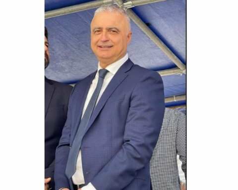 &Delta;ή&lambda;&omega;&sigma;&eta; &Lambda;ά&zeta;&alpha;&rho;&omicron;&upsilon; &Tau;&sigma;&alpha;&beta;&delta;&alpha;&rho;ί&delta;&eta; &gamma;&iota;&alpha; &tau;&alpha; &Epsilon;&lambda;&epsilon;&upsilon;&theta;έ&rho;&iota;&alpha; &tau;&eta;&sigmaf; &Beta;έ&rho;&omicron;&iota;&alpha;&sigmaf;