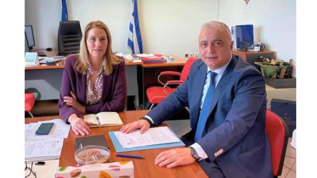 &Tau;&eta;&nu; &epsilon;&pi;&iota;&tau;ά&chi;&upsilon;&nu;&sigma;&eta; &kappa;&rho;ί&sigma;&iota;&mu;&omega;&nu; &alpha;&rho;&delta;&epsilon;&upsilon;&tau;&iota;&kappa;ώ&nu; έ&rho;&gamma;&omega;&nu; &sigma;&tau;&eta;&nu; &Pi;&rho;&alpha;&sigma;&iota;&nu;ά&delta;&alpha; &kappa;&alpha;&iota; &sigma;&tau;&eta;&nu; &Kappa;&upsilon;&psi;έ&lambda;&eta; &sigma;&upsilon;&zeta;ή&tau;&eta;&sigma;&epsilon; &omicron; &Upsilon;&phi;&upsilon;&pi;&omicron;&upsilon;&rho;&gamma;ό&sigmaf; &Alpha;&nu;ά&pi;&tau;&upsilon;&xi;&eta;&sigmaf; &Lambda;ά&zeta;&alpha;&rho;&omicron;&sigmaf; &Tau;&sigma;&alpha;&beta;&delta;&alpha;&rho;ί&delta;&eta;&sigmaf; &sigma;&tau;&alpha; &alpha;&rho;&mu;ό&delta;&iota;&alpha; &Upsilon;&pi;&omicron;&upsilon;&rho;&gamma;&epsilon;ί&alpha;