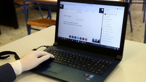 &Kappa;&epsilon;&nu;&tau;&rho;&iota;&kappa;ή &Mu;&alpha;&kappa;&epsilon;&delta;&omicron;&nu;ί&alpha;: &Pi;ώ&sigmaf; &gamma;ί&nu;&omicron;&nu;&tau;&alpha;&iota; &tau;&alpha; &mu;&alpha;&theta;ή&mu;&alpha;&tau;&alpha; &sigma;&tau;&iota;&sigmaf; &psi;&eta;&phi;&iota;&alpha;&kappa;έ&sigmaf; &tau;ά&xi;&epsilon;&iota;&sigmaf;