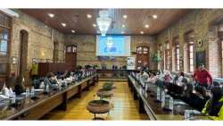 &Delta;&eta;&mu;. &Kappa;&omicron;&iota;&nu;ό&tau;&eta;&tau;&alpha; &Beta;έ&rho;&omicron;&iota;&alpha;&sigmaf;: &Omicron;&lambda;&omicron;&kappa;&lambda;&eta;&rho;ώ&theta;&eta;&kappa;&epsilon; &eta; &epsilon;&kappa;&pi;&alpha;&iota;&delta;&epsilon;&upsilon;&tau;&iota;&kappa;ή &delta;&rho;ά&sigma;&eta; &laquo;&Eta; &delta;&iota;&kappa;ή &mu;&alpha;&sigmaf;  &Epsilon;&upsilon;&rho;ώ&pi;&eta;, &eta; &delta;&iota;&kappa;ή &mu;&alpha;&sigmaf; &Phi;&omega;&nu;ή&raquo;