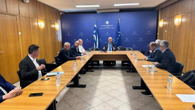 &Sigma;&upsilon;&nu;ά&nu;&tau;&eta;&sigma;&eta; &Tau;&sigma;&iota;ά&rho;&alpha; &mu;&epsilon; &tau;&eta; &Delta;&iota;&epsilon;&pi;&alpha;&gamma;&gamma;&epsilon;&lambda;&mu;&alpha;&tau;&iota;&kappa;ή &Omicron;&rho;&gamma;ά&nu;&omega;&sigma;&eta; &Beta;ά&mu;&beta;&alpha;&kappa;&omicron;&sigmaf;: &Sigma;&upsilon;&nu;&tau;&omicron;&nu;&iota;&sigma;&mu;έ&nu;&epsilon;&sigmaf; &delta;&rho;ά&sigma;&epsilon;&iota;&sigmaf; &gamma;&iota;&alpha; &tau;&eta; &sigma;&tau;ή&rho;&iota;&xi;&eta; &tau;&omicron;&upsilon; &beta;&alpha;&mu;&beta;&alpha;&kappa;&iota;&omicron;ύ