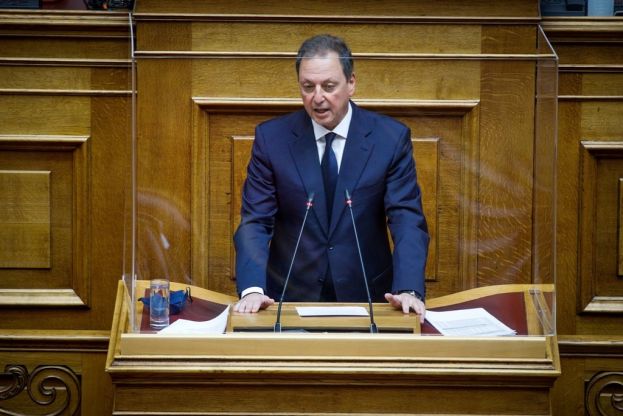&Lambda;&iota;&beta;&alpha;&nu;ό&sigmaf;: &Eta; &kappa;&upsilon;&beta;έ&rho;&nu;&eta;&sigma;&eta; &sigma;&tau;&eta;&rho;ί&zeta;&epsilon;&iota; &tau;&omicron;&upsilon;&sigmaf; &alpha;&gamma;&rho;ό&tau;&epsilon;&sigmaf; &gamma;&iota;&alpha; &nu;&alpha; &kappa;&alpha;&lambda;ύ&psi;&omicron;&upsilon;&nu; &tau;&iota;&sigmaf; &alpha;&nu;ά&gamma;&kappa;&epsilon;&sigmaf; &mu;&epsilon;&tau;ά&kappa;&lambda;&eta;&sigma;&eta;&sigmaf; &epsilon;&pi;&omicron;&chi;&iota;&kappa;ώ&nu; &epsilon;&rho;&gamma;&alpha;&tau;ώ&nu; &gamma;&eta;&sigmaf;