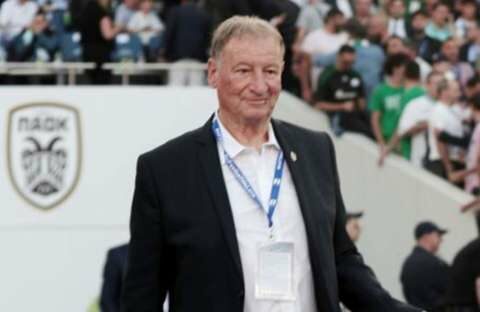 &Eta; &omicron;&iota;&kappa;&omicron;&gamma;έ&nu;&epsilon;&iota;&alpha; &tau;&omicron;&upsilon; &Pi;&Alpha;&Omicron;&Kappa; &pi;&epsilon;&nu;&theta;&epsilon;ί, έ&phi;&upsilon;&gamma;&epsilon; &alpha;&pi;ό &tau;&eta; &zeta;&omega;ή &omicron; &Sigma;&tau;&alpha;ύ&rho;&omicron;&sigmaf; &Sigma;&alpha;&rho;ά&phi;&eta;&sigmaf;