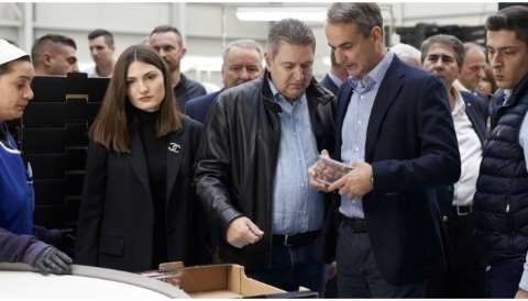 &Eta; &epsilon;&pi;ί&sigma;&kappa;&epsilon;&psi;&eta; &tau;&omicron;&upsilon; &Pi;&rho;&omega;&theta;&upsilon;&pi;&omicron;&upsilon;&rho;&gamma;&omicron;ύ &sigma;&tau;&eta;&nu; &Pi;έ&lambda;&lambda;&alpha; &kappa;&alpha;&iota; &eta; &alpha;&nu;&alpha;&phi;&omicron;&rho;ά &tau;&omicron;&upsilon; &sigma;&tau;&omicron;&nu; &pi;&rho;&omega;&tau;&omicron;&gamma;&epsilon;&nu;ή &tau;&omicron;&mu;έ&alpha;