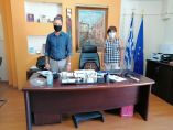 &Sigma;&upsilon;&nu;ά&nu;&tau;&eta;&sigma;&eta; &Kappa;&alpha;&rho;&alpha;&sigma;&alpha;&rho;&lambda;ί&delta;&omicron;&upsilon; &mu;&epsilon; &tau;&omicron;&upsilon;&sigmaf; &delta;&iota;&epsilon;&upsilon;&theta;&upsilon;&nu;&tau;έ&sigmaf; &Alpha;/&theta;&mu;&iota;&alpha;&sigmaf; &kappa;&alpha;&iota; &Beta;/&theta;&mu;&iota;&alpha;&sigmaf; &Epsilon;&kappa;&pi;&alpha;ί&delta;&epsilon;&upsilon;&sigma;&eta;&sigmaf; &Nu;.&Eta;&mu;&alpha;&theta;ί&alpha;&sigmaf;