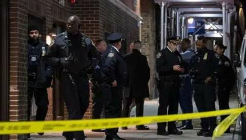 &Mu;&eta;&tau;έ&rho;&alpha; &delta;&omicron;&lambda;&omicron;&phi;ό&nu;&eta;&sigma;&epsilon; &tau;&alpha; &delta;ύ&omicron; &tau;&eta;&sigmaf; &pi;&alpha;&iota;&delta;&iota;ά &kappa;&alpha;&iota; &tau;&alpha; έ&kappa;&rho;&upsilon;&psi;&epsilon; &sigma;&tau;&eta;&nu; &mu;&pi;&alpha;&nu;&iota;έ&rho;&alpha;, &sigma;&tau;&iota;&sigmaf; &Eta;&Pi;&Alpha;