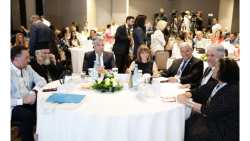 &Omicron; &Pi;&epsilon;&rho;&iota;&phi;&epsilon;&rho;&epsilon;&iota;ά&rho;&chi;&eta;&sigmaf; &Alpha;&nu;&alpha;&tau;&omicron;&lambda;&iota;&kappa;ή&sigmaf; &Mu;&alpha;&kappa;&epsilon;&delta;&omicron;&nu;ί&alpha;&sigmaf; &kappa;&alpha;&iota; &Theta;&rho;ά&kappa;&eta;&sigmaf; &sigma;&tau;&omicron; &sigma;&upsilon;&nu;έ&delta;&rho;&iota;&omicron; &laquo;&Kappa;&lambda;&iota;&mu;&alpha;&tau;&iota;&kappa;ή &Alpha;&nu;&theta;&epsilon;&kappa;&tau;&iota;&kappa;ό&tau;&eta;&tau;&alpha; &kappa;&alpha;&iota; &Tau;&omicron;&pi;&iota;&kappa;ή &Kappa;&omicron;&iota;&nu;&omega;&nu;ί&alpha;&raquo;