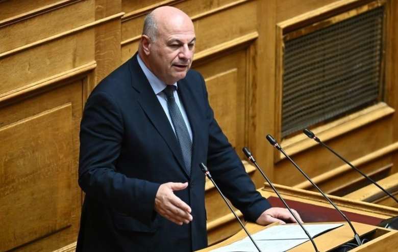 &Tau;&sigma;&iota;ά&rho;&alpha;&sigmaf;: &Eta; &alpha;&nu;&tau;&iota;&pi;&omicron;&lambda;ί&tau;&epsilon;&upsilon;&sigma;&eta; &kappa;&alpha;&tau;&alpha;&gamma;&gamma;έ&lambda;&lambda;&epsilon;&iota; &tau;&iota;&sigmaf; &pi;&alpha;&theta;&omicron;&gamma;έ&nu;&epsilon;&iota;&epsilon;&sigmaf;, &alpha;&lambda;&lambda;ά &alpha;&rho;&nu;&epsilon;ί&tau;&alpha;&iota; &tau;&eta; &lambda;ύ&sigma;&eta; &ndash; &Eta; &Beta;&omicron;&upsilon;&lambda;ή &kappa;&alpha;&lambda;&epsilon;ί&tau;&alpha;&iota; &nu;&alpha; &epsilon;&pi;&iota;&lambda;έ&xi;&epsilon;&iota; &delta;&iota;&alpha;&phi;ά&nu;&epsilon;&iota;&alpha;