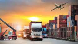 &Mu;&epsilon;&tau;&alpha;&phi;&omicron;&rho;έ&sigmaf; &amp; Logistics &ndash; &Omicron;&iota; &alpha;&nu;&alpha;&delta;&upsilon;ό&mu;&epsilon;&nu;&epsilon;&sigmaf; &epsilon;&upsilon;&kappa;&alpha;&iota;&rho;ί&epsilon;&sigmaf; &gamma;&iota;&alpha; &tau;&eta;&nu; &Epsilon;&lambda;&lambda;ά&delta;&alpha; &kappa;&alpha;&iota; &tau;&eta;&nu; &Nu;&omicron;&tau;&iota;&omicron;&alpha;&nu;&alpha;&tau;&omicron;&lambda;&iota;&kappa;ή &Epsilon;&upsilon;&rho;ώ&pi;&eta;