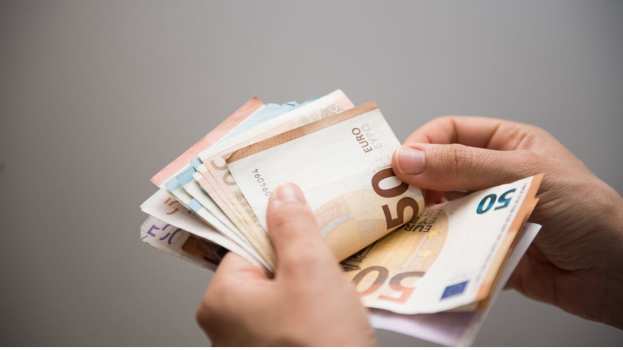 &Kappa;&alpha;&tau;&alpha;&beta;ά&lambda;&lambda;&epsilon;&tau;&alpha;&iota; &sigma;ή&mu;&epsilon;&rho;&alpha; &sigma;&epsilon; &pi;&epsilon;&rho;ί&pi;&omicron;&upsilon; 750.000 &delta;&iota;&kappa;&alpha;&iota;&omicron;ύ&chi;&omicron;&upsilon;&sigmaf; &tau;&omicron; &epsilon;&pi;ί&delta;&omicron;&mu;&alpha; &pi;&rho;&omicron;&sigma;&omega;&pi;&iota;&kappa;ή&sigmaf; &delta;&iota;&alpha;&phi;&omicron;&rho;ά&sigmaf;