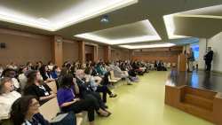 &Sigma;&tau;&iota;&sigmaf; &epsilon;&gamma;&kappa;&alpha;&tau;&alpha;&sigma;&tau;ά&sigma;&epsilon;&iota;&sigmaf; &tau;&omicron;&upsilon; Perrotis College, &tau;&omicron; &epsilon;&tau;ή&sigma;&iota;&omicron; &epsilon;&upsilon;&rho;&omega;&pi;&alpha;ϊ&kappa;ό &sigma;&upsilon;&nu;έ&delta;&rho;&iota;&omicron; &tau;&omicron;&upsilon; ECSAS