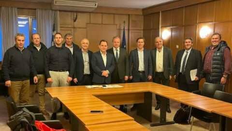 &Upsilon;&pi;&Alpha;&Alpha;&Tau; &sigma;&epsilon; &Tau;&sigma;&alpha;&beta;&delta;&alpha;&rho;ί&delta;&eta; &kappa;&alpha;&iota; &Sigma;&tau;&alpha;&mu;&epsilon;&nu;ί&tau;&eta;: &Tau;&alpha;&chi;ύ&tau;&alpha;&tau;&alpha; &omicron;&iota; &alpha;&pi;&omicron;&zeta;&eta;&mu;&iota;ώ&sigma;&epsilon;&iota;&sigmaf; &sigma;&epsilon; &mu;ή&lambda;&alpha; &kappa;&alpha;&iota; &alpha;&chi;&lambda;ά&delta;&iota;&alpha; - &Delta;&rho;&omicron;&mu;&omicron;&lambda;&omicron;&gamma;&omicron;ύ&nu;&tau;&alpha;&iota; &kappa;&alpha;&iota; &omicron;&iota; &alpha;&pi;&omicron;&zeta;&eta;&mu;&iota;ώ&sigma;&epsilon;&iota;&sigmaf; &sigma;&tau;&alpha; &rho;&omicron;&delta;ά&kappa;&iota;&nu;&alpha;