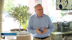 &Gamma;&iota;ώ&rho;&gamma;&omicron;&sigmaf; &Kappa;&alpha;&rho;&alpha;&sigma;&mu;ά&nu;&eta;&sigmaf;: &Eta; &Pi;έ&lambda;&lambda;&alpha; &pi;&rho;&omega;&tau;&omicron;&pi;ό&rho;&omicron;&sigmaf; &sigma;&tau;&eta;&nu; &alpha;&xi;&iota;&omicron;&pi;&omicron;ί&eta;&sigma;&eta; &tau;&omicron;&upsilon; &pi;&rho;&omicron;&gamma;&rho;ά&mu;&mu;&alpha;&tau;&omicron;&sigmaf; Leader