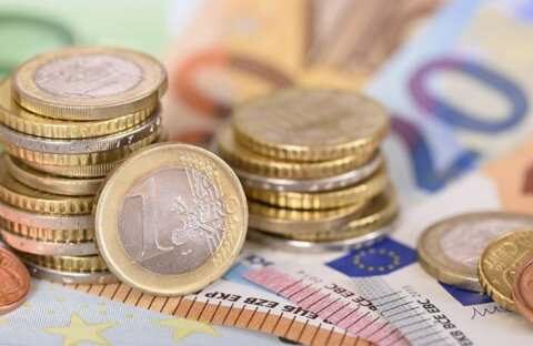 4 &sigma;&eta;&mu;&alpha;&nu;&tau;&iota;&kappa;ά &omicron;&phi;έ&lambda;&eta; &gamma;&iota;&alpha; &tau;&eta;&nu; &epsilon;&lambda;&lambda;&eta;&nu;&iota;&kappa;ή &omicron;&iota;&kappa;&omicron;&nu;&omicron;&mu;ί&alpha; &alpha;&pi;ό &tau;&omicron; &pi;&rho;&omega;&tau;&omicron;&gamma;&epsilon;&nu;έ&sigmaf; &pi;&lambda;&epsilon;ό&nu;&alpha;&sigma;&mu;&alpha; &tau;&omicron;&upsilon; 2023