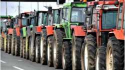 &Alpha;&pi;ά&nu;&tau;&eta;&sigma;&eta; &Pi;&alpha;&nu;&epsilon;&lambda;&lambda;&alpha;&delta;&iota;&kappa;ή&sigmaf; &Epsilon;&pi;&iota;&tau;&rho;&omicron;&pi;ή&sigmaf; &Mu;&pi;&lambda;ό&kappa;&omega;&nu; &sigma;&tau;&eta;&nu; &Beta;&omicron;&upsilon;&lambda;&epsilon;&upsilon;&tau;ή &Lambda;ά&rho;&iota;&sigma;&alpha;&sigmaf; &tau;&eta;&sigmaf; &Nu;&Delta; &kappa;. &Mu;&pi;ί&zeta;&iota;&omicron;&upsilon;