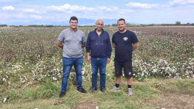 &Beta;&alpha;&mu;&beta;ά&kappa;&iota;: &Lambda;&iota;&gamma;ό&tau;&epsilon;&rho;&omicron; &nu;&epsilon;&rho;ό, &sigma;&chi;&epsilon;&delta;ό&nu; ί&delta;&iota;&alpha; &kappa;&iota;&lambda;ά - &Tau;&omicron; &pi;&epsilon;ί&rho;&alpha;&mu;&alpha; &sigma;&epsilon; &chi;&omega;&rho;ά&phi;&iota; &sigma;&tau;&eta;&nu; &Eta;&mu;&alpha;&theta;ί&alpha; &pi;&omicron;&upsilon; &alpha;&nu;&omicron;ί&gamma;&epsilon;&iota; &nu;έ&omicron;&upsilon;&sigmaf; &delta;&rho;ό&mu;&omicron;&upsilon;&sigmaf; &sigma;&tau;&eta;&nu; &kappa;&alpha;&lambda;&lambda;&iota;έ&rho;&gamma;&epsilon;&iota;&alpha;