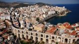 &Pi;ό&rho;&omicron;&upsilon;&sigmaf; 2,1 &epsilon;&kappa;. &euro; &alpha;&pi;ό &tau;&omicron; &Epsilon;&Sigma;&Pi;&Alpha; &epsilon;&pi;&epsilon;&nu;&delta;ύ&epsilon;&iota; &eta; &Delta;&iota;&omicron;ί&kappa;&eta;&sigma;&eta; &tau;&eta;&sigmaf; &Pi;&epsilon;&rho;&iota;&phi;έ&rho;&epsilon;&iota;&alpha;&sigmaf; &sigma;&tau;&eta;&nu; &tau;&omicron;&upsilon;&rho;&iota;&sigma;&tau;&iota;&kappa;ή &pi;&rho;&omicron;&beta;&omicron;&lambda;ή &tau;&eta;&sigmaf; &Alpha;&nu;&alpha;&tau;&omicron;&lambda;&iota;&kappa;ή&sigmaf; &Mu;&alpha;&kappa;&epsilon;&delta;&omicron;&nu;ί&alpha;&sigmaf; &kappa;&alpha;&iota; &Theta;&rho;ά&kappa;&eta;&sigmaf;