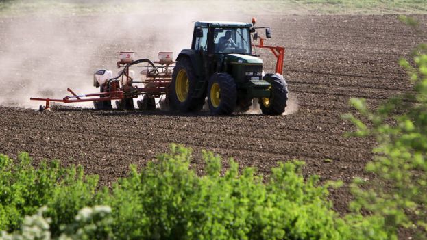 &Pi;&omicron;&iota;&omicron; &tau;&omicron; &pi;&omicron;&sigma;&omicron;&sigma;&tau;ό &tau;&omega;&nu; &alpha;&gamma;&rho;&omicron;&tau;ώ&nu; &pi;&omicron;&upsilon; &epsilon;&pi;έ&lambda;&epsilon;&xi;&epsilon; &mu;&epsilon;&gamma;&alpha;&lambda;ύ&tau;&epsilon;&rho;&eta; &alpha;&sigma;&phi;&alpha;&lambda;&iota;&sigma;&tau;&iota;&kappa;ή &kappa;&alpha;&tau;&eta;&gamma;&omicron;&rho;ί&alpha; &alpha;&pi;&omicron; &tau;&eta;&nu; &upsilon;&pi;&omicron;&chi;&rho;&epsilon;&omega;&tau;&iota;&kappa;ή (&Kappa;&alpha;&tau;ώ&tau;&alpha;&tau;&eta;) - &Omicron;&lambda;&omicron;&kappa;&lambda;&eta;&rho;ώ&nu;&epsilon;&tau;&alpha;&iota; &sigma;ή&mu;&epsilon;&rho;&alpha; &eta; &delta;&iota;&alpha;&delta;&iota;&kappa;&alpha;&sigma;ί&alpha; &epsilon;&pi;&iota;&lambda;&omicron;&gamma;ή&sigmaf; &sigma;&tau;&omicron;&nu; e-&Epsilon;&Phi;&Kappa;&Alpha;