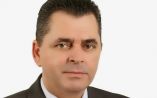 &Chi;&alpha;&iota;&rho;&epsilon;&tau;&iota;&sigma;&mu;ό&sigmaf; &tau;&omicron;&upsilon; &Alpha;&nu;&tau;&iota;&pi;&epsilon;&rho;&iota;&phi;&epsilon;&rho;&epsilon;&iota;ά&rho;&chi;&eta; &Kappa;ώ&sigma;&tau;&alpha; &Kappa;&alpha;&lambda;&alpha;ϊ&tau;&zeta;ί&delta;&eta; &sigma;&tau;&eta; &sigma;&upsilon;&nu;έ&nu;&tau;&epsilon;&upsilon;&xi;&eta; &tau;ύ&pi;&omicron;&upsilon; &mu;&epsilon; &theta;έ&mu;&alpha; &tau;&omicron; &kappa;&omicron;&iota;&nu;&omega;&nu;&iota;&kappa;ό έ&rho;&gamma;&omicron; &tau;&eta;&sigmaf; &Pi;&epsilon;&rho;&iota;&phi;έ&rho;&epsilon;&iota;&alpha;&sigmaf;