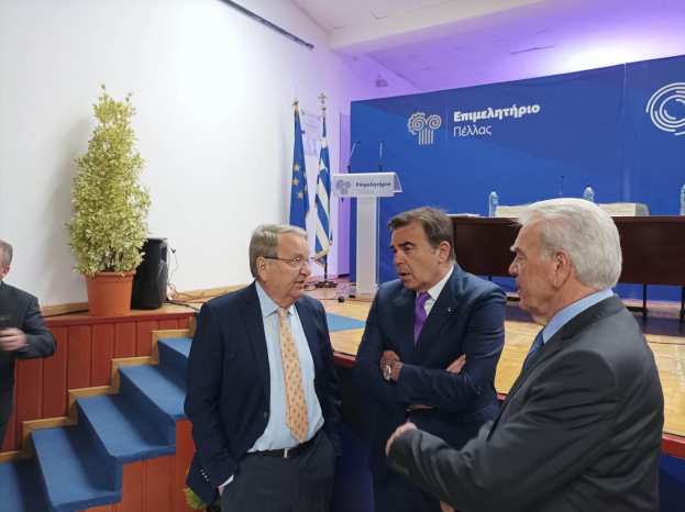 &Sigma;&tau;&alpha; &pi;&rho;ό&theta;&upsilon;&rho;&alpha; &omicron;&iota;&kappa;&omicron;&nu;&omicron;&mu;&iota;&kappa;ή&sigmaf; &kappa;&alpha;&tau;ά&rho;&rho;&epsilon;&upsilon;&sigma;&eta;&sigmaf; &omicron;&iota; &rho;&omicron;&delta;&alpha;&kappa;&iota;&nu;&omicron;&pi;&alpha;&rho;&alpha;&gamma;&omega;&gamma;&omicron;ί - Ά&mu;&epsilon;&sigma;&eta; &alpha;&nu;ά&gamma;&kappa;&eta; &gamma;&iota;&alpha; έ&kappa;&tau;&alpha;&kappa;&tau;&alpha; &mu;έ&tau;&rho;&alpha; &sigma;&tau;ή&rho;&iota;&xi;&eta;&sigmaf; &sigma;&tau;&alpha; &pi;&rho;ό&tau;&upsilon;&pi;&alpha; &tau;&omicron;&upsilon; 2014
