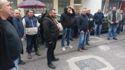 &Sigma;&tau;ή&rho;&iota;&xi;&eta; &epsilon;&iota;&sigma;&omicron;&delta;ή&mu;&alpha;&tau;&omicron;&sigmaf; &sigma;&tau;&alpha; &mu;ή&lambda;&alpha;, &alpha;&mu;ύ&gamma;&delta;&alpha;&lambda;&alpha;, &kappa;ά&sigma;&tau;&alpha;&nu;&alpha; , &kappa;&epsilon;&rho;ά&sigma;&iota;&alpha;, &zeta;ή&tau;&eta;&sigma;&alpha;&nu; &Lambda;&alpha;&rho;&iota;&sigma;&alpha;ί&omicron;&iota; &alpha;&gamma;&rho;ό&tau;&epsilon;&sigmaf; &sigma;&epsilon; &pi;&alpha;&rho;ά&sigma;&tau;&alpha;&sigma;&eta; &delta;&iota;&alpha;&mu;&alpha;&rho;&tau;&upsilon;&rho;ί&alpha;&sigmaf; &sigma;&tau;&omicron; &kappa;&alpha;&tau;ά&sigma;&tau;&eta;&mu;&alpha; &tau;&omicron;&upsilon; &Epsilon;&Lambda;&Gamma;&Alpha; &Lambda;ά&rho;&iota;&sigma;&alpha;&sigmaf;