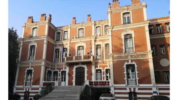 &Eta; &Pi;&epsilon;&rho;&iota;&phi;έ&rho;&epsilon;&iota;&alpha; &Kappa;&epsilon;&nu;&tau;&rho;&iota;&kappa;ή&sigmaf; &Mu;&alpha;&kappa;&epsilon;&delta;&omicron;&nu;ί&alpha;&sigmaf; &alpha;&pi;&omicron;&kappa;&alpha;&theta;&iota;&sigma;&tau;ά &tau;&eta;&nu; &epsilon;&mu;&beta;&lambda;&eta;&mu;&alpha;&tau;&iota;&kappa;ή &Alpha;&theta;&omega;&nu;&iota;ά&delta;&alpha; &Alpha;&kappa;&alpha;&delta;&eta;&mu;ί&alpha; &tau;&eta;&sigmaf; &Iota;.&Mu;. &Beta;&alpha;&tau;&omicron;&pi;&alpha;&iota;&delta;ί&omicron;&upsilon; &tau;&omicron;&upsilon; &Alpha;&gamma;ί&omicron;&upsilon; Ό&rho;&omicron;&upsilon;&sigmaf;, &mu;έ&sigma;&omega; &tau;&omicron;&upsilon; &Epsilon;&Sigma;&Pi;&Alpha;