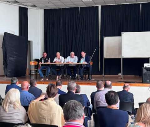 &Sigma;&upsilon;&nu;ά&nu;&tau;&eta;&sigma;&eta; &Gamma;&epsilon;&omega;&rho;&gamma;&alpha;&nu;&tau;ά &kappa;&alpha;&iota; &mu;&upsilon;&delta;&omicron;&kappa;&alpha;&lambda;&lambda;&epsilon;&iota;&rho;&gamma;&eta;&tau;ώ&nu; &sigma;&epsilon; &eta;&mu;&epsilon;&rho;ί&delta;&alpha; &tau;&eta;&sigmaf; &Alpha;&pi;&omicron;&kappa;&epsilon;&nu;&tau;&rho;&omega;&mu;έ&nu;&eta;&sigmaf; &Delta;&iota;&omicron;ί&kappa;&eta;&sigma;&eta;&sigmaf; &Mu;&alpha;&kappa;&epsilon;&delta;&omicron;&nu;ί&alpha;&sigmaf; &ndash; &Theta;&rho;ά&kappa;&eta;&sigmaf;