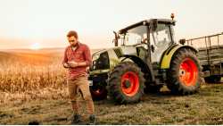 &Pi;&omicron;&iota;&alpha; &pi;&rho;&omicron;&gamma;&rho;ά&mu;&mu;&alpha;&tau;&alpha; "&tau;&rho;έ&chi;&omicron;&upsilon;&nu;" &kappa;&alpha;&iota; &pi;&omicron;&iota;&omicron;&iota; &omicron;&iota; &tau;&rho;&epsilon;&iota;&sigmaf; &beta;&alpha;&sigma;&iota;&kappa;&omicron;ί &sigma;&tau;ό&chi;&omicron;&iota; &mu;έ&sigma;&alpha; &alpha;&pi;ό &tau;&omicron; &Sigma;&Sigma; &tau;&eta;&sigmaf; &Kappa;&Alpha;&Pi;