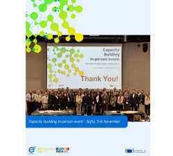 &Kappa;&upsilon;&kappa;&lambda;&iota;&kappa;ή &omicron;&iota;&kappa;&omicron;&nu;&omicron;&mu;ί&alpha; &kappa;&alpha;&iota; &kappa;&alpha;&iota;&nu;&omicron;&tau;&omicron;&mu;ί&alpha;: &Eta; &Pi;&epsilon;&rho;&iota;&phi;έ&rho;&epsilon;&iota;&alpha; &Kappa;&epsilon;&nu;&tau;&rho;&iota;&kappa;ή&sigmaf; &Mu;&alpha;&kappa;&epsilon;&delta;&omicron;&nu;ί&alpha;&sigmaf; &sigma;&tau;&eta;&nu; &epsilon;&upsilon;&rho;&omega;&pi;&alpha;ϊ&kappa;ή &pi;&rho;&omega;&tau;&omicron;&beta;&omicron;&upsilon;&lambda;ί&alpha; Innovation for Place-Based Transformation