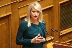 &Theta;&epsilon;&omicron;&delta;ώ&rho;&alpha; &Tau;&zeta;ά&kappa;&rho;&eta;: &laquo;&Alpha;&nu;&epsilon;&mu;&omicron;&gamma;&epsilon;&nu;&nu;ή&tau;&rho;&iota;&alpha; &chi;&omega;&rho;ί&sigmaf; &upsilon;&pi;ό&gamma;&epsilon;&iota;&alpha; &delta;&iota;&alpha;&sigma;ύ&nu;&delta;&epsilon;&sigma;&eta; &sigma;&eta;&mu;&alpha;ί&nu;&epsilon;&iota; &pi;&upsilon;&rho;&kappa;&alpha;&gamma;&iota;ά