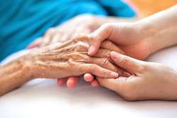 &Alpha;&iota;&tau;ή&sigma;&epsilon;&iota;&sigmaf; &gamma;&iota;&alpha; &tau;&eta;&nu; έ&nu;&tau;&alpha;&xi;&eta; &omega;&phi;&epsilon;&lambda;&omicron;ύ&mu;&epsilon;&nu;&omega;&nu; &sigma;&tau;&omicron; &Kappa;έ&nu;&tau;&rho;&omicron; &Eta;&mu;&epsilon;&rho;ή&sigma;&iota;&alpha;&sigmaf; &Phi;&rho;&omicron;&nu;&tau;ί&delta;&alpha;&sigmaf; &Eta;&lambda;&iota;&kappa;&iota;&omega;&mu;έ&nu;&omega;&nu; (&Rho;&iota;&zeta;&omega;&mu;ά&tau;&omega;&nu;) &delta;έ&chi;&epsilon;&tau;&alpha;&iota; &omicron; &Delta;ή&mu;&omicron;&sigmaf; &Beta;έ&rho;&omicron;&iota;&alpha;&sigmaf;