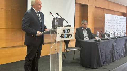 &Omicron; &Gamma;&iota;ά&nu;&nu;&eta;&sigmaf; &Alpha;&nu;&delta;&rho;&iota;&alpha;&nu;ό&sigmaf; &sigma;&tau;&eta;&nu; &Eta;&mu;&epsilon;&rho;ί&delta;&alpha; &tau;&omicron;&upsilon; &Sigma;&upsilon;&nu;&delta;έ&sigma;&mu;&omicron;&upsilon; &Pi;&alpha;&rho;&alpha;&gamma;&omega;&gamma;ώ&nu; &kappa;&alpha;&iota; &Epsilon;&mu;&pi;ό&rho;&omega;&nu; &Lambda;&iota;&pi;&alpha;&sigma;&mu;ά&tau;&omega;&nu;: &Kappa;&omicron;&iota;&nu;ό&sigmaf; &mu;&alpha;&sigmaf; &sigma;&tau;ό&chi;&omicron;&sigmaf; &eta; &sigma;&tau;ή&rho;&iota;&xi;&eta; &tau;&omicron;&upsilon; &pi;&alpha;&rho;&alpha;&gamma;&omega;&gamma;&omicron;ύ &kappa;&alpha;&iota; &omicron;&lambda;ό&kappa;&lambda;&eta;&rho;&eta;&sigmaf; &tau;&eta;&sigmaf; &alpha;&lambda;&upsilon;&sigma;ί&delta;&alpha;&sigmaf; &tau;&omicron;&upsilon; &pi;&rho;&omega;&tau;&omicron;&gamma;&epsilon;&nu;&omicron;ύ&sigmaf; &tau;&omicron;&mu;έ&alpha;