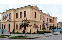 &Omicron; &Delta;ή&mu;&omicron;&sigmaf; &Beta;έ&rho;&omicron;&iota;&alpha;&sigmaf; &epsilon;&upsilon;&chi;&alpha;&rho;&iota;&sigma;&tau;&epsilon;ί &tau;&omicron;&upsilon;&sigmaf; 5 &phi;ί&lambda;&omicron;&upsilon;&sigmaf; &pi;&omicron;&upsilon; &alpha;&nu;&tau;&iota;&kappa;&alpha;&tau;έ&sigma;&tau;&eta;&sigma;&alpha;&nu; &tau;&omicron; &pi;&alpha;&gamma;&kappa;ά&kappa;&iota; &kappa;ά&tau;&omega;  &alpha;&pi;ό &tau;&eta; &Mu;&omicron;&nu;ή &Kappa;&alpha;&lambda;&lambda;ί&pi;&epsilon;&tau;&rho;&alpha;&sigmaf;