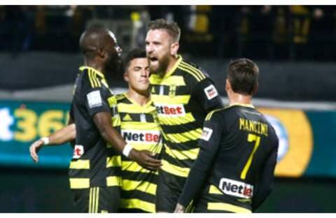 &Tau;&alpha; έ&beta;&alpha;&lambda;&epsilon; ό&lambda;&alpha; &mu;&alpha;&zeta;&epsilon;&mu;έ&nu;&alpha; &omicron; Ά&rho;&eta;&sigmaf; - &Sigma;&upsilon;&nu;έ&tau;&rho;&iota;&psi;&epsilon; &mu;&epsilon; &sigma;&kappa;&omicron;&rho; 5-0 &tau;&eta;&nu; &Lambda;&alpha;&mu;ί&alpha;