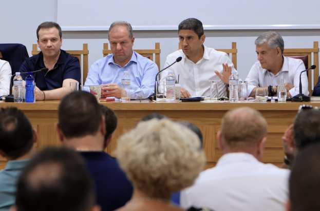 &Alpha;&upsilon;&gamma;&epsilon;&nu;ά&kappa;&eta;&sigmaf;: &Mu;&epsilon; &tau;&eta; &delta;&eta;&mu;&iota;&omicron;&upsilon;&rho;&gamma;ί&alpha; &Tau;&mu;ή&mu;&alpha;&tau;&omicron;&sigmaf; &Alpha;&gamma;&rho;&omicron;&tau;ώ&nu; &sigma;&tau;&alpha; &Epsilon;&pi;&iota;&mu;&epsilon;&lambda;&eta;&tau;ή&rho;&iota;&alpha; &theta;&alpha; &xi;&epsilon;&kappa;&alpha;&theta;&alpha;&rho;ί&sigma;&epsilon;&iota; &pi;&omicron;&iota;&omicron;&iota; &epsilon;ί&nu;&alpha;&iota; &kappa;&alpha;&tau;ά &kappa;ύ&rho;&iota;&omicron; &epsilon;&pi;ά&gamma;&gamma;&epsilon;&lambda;&mu;&alpha; &alpha;&gamma;&rho;ό&tau;&epsilon;&sigmaf;