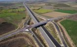 &Gamma;&iota;ώ&rho;&gamma;&omicron;&sigmaf; &Kappa;&alpha;&rho;&alpha;&sigma;&mu;ά&nu;&eta;&sigmaf;: &laquo;&Upsilon;&pi;&omicron;&chi;&rho;&epsilon;&omega;&mu;έ&nu;&omicron;&iota; &nu;&alpha; &pi;&rho;&omicron;&chi;&omega;&rho;ή&sigma;&omicron;&upsilon;&mu;&epsilon; &chi;&omega;&rho;ί&sigmaf; ά&lambda;&lambda;&eta; &chi;&rho;&omicron;&nu;&omicron;&tau;&rho;&iota;&beta;ή &tau;&omicron;&nu; &omicron;&delta;&iota;&kappa;ό ά&xi;&omicron;&nu;&alpha; &Chi;&alpha;&lambda;&kappa;&eta;&delta;ό&nu;&alpha;&sigmaf; &ndash; &Gamma;&iota;&alpha;&nu;&nu;&iota;&tau;&sigma;ώ&nu; &ndash; Έ&delta;&epsilon;&sigma;&sigma;&alpha;&sigmaf;&raquo;